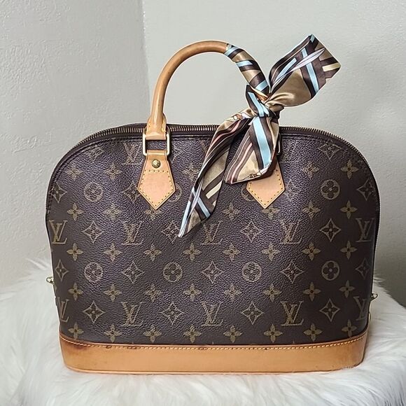 💯Authentic Louis Vuitton Alma Handbag🍀 - Picture 16 of 16